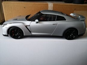 1:18 Autoart, Nissan - 9