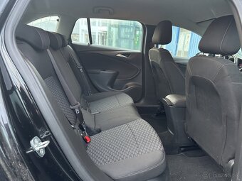 Opel Astra Sports Tourer 1.6 CDTI – výborný stav - 9