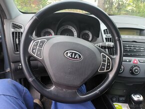 Kia Ceed 1.4 CVVT 77kW - 9