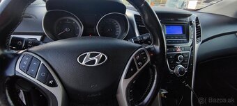 Hyundai i30 1.6crdi - 9