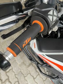 Ktm Adventure - 9