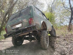 Lada Niva 1.6  r.v. 1995   0% hniloby a hrdze - 9