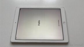 Apple iPad Air (Wi-Fi + Cellular) 64GB - Model A1475 - 9