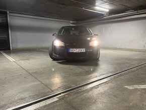 Predam Volkswagen Golf V 2.0 FSI 110KW - 9