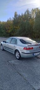 Renault Laguna 2001 1.8 16 v - 9