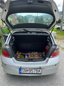 Opel Astra 1,4 bezín - 9