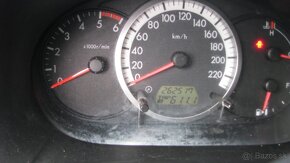 Mazda 5, 2,0 diesel, 7-miest, r. 2007 - 9