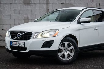 Volvo XC60 2.4D AWD Momentum - 9