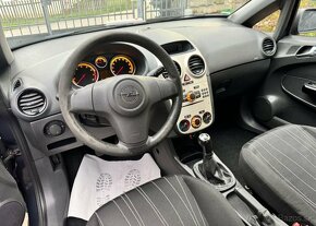 Opel Corsa 1,4i klima Tempomat 1 Majitel benzín manuál 66 kw - 9