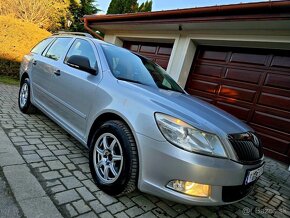 ŠKODA OCTAVIA COMBI II 1.6 TDI 77KW FACELIFT - 9