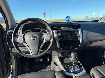 Nissan Navara 2.3 DCI DoubleCab - 9