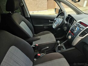 KIA Venga 1.4 SR. voz, servisná knižka, Top Stav - 9