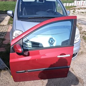 Renault clio grandtour 2011 , 1,2-16V 55Kw - 9