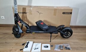 KAABO Mantis 10 Plus Black 2000W 60V elektrická kolobežka s - 9