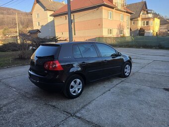 Volkswagen Golf V 1.9TDI 77kw - 9