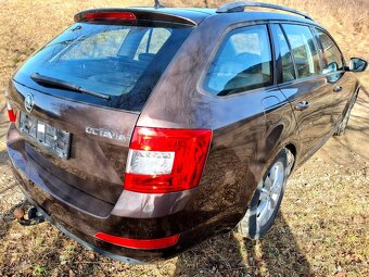 Škoda Octavia Combi 1.6 TDI 81 kw,110k,navigácia alu disky - 9