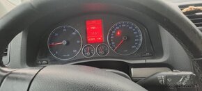 Volkswagen golf 5 1.9 TDI 77 KW - 9