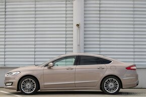 Ford Mondeo Vignale - 9