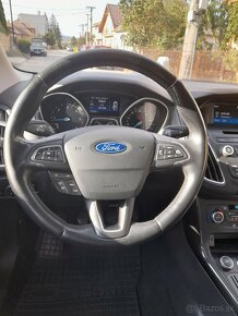 Ford Focus - 9