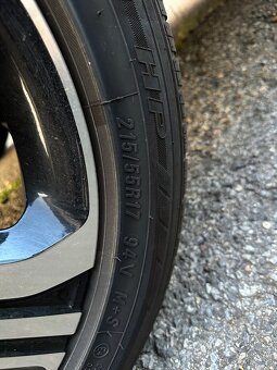 Pneumatiky Maxxis Bravo HPM3 215/55 R17 M+S - 9