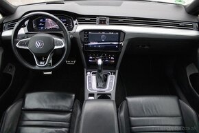 Volkswagen Passat Variant 2.0 TDI EVO R-Line DSG - 9