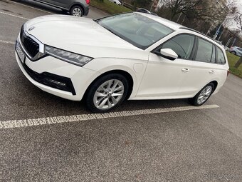 Škoda octavia IV combi 1.4TSI Plug in hybrid - 9