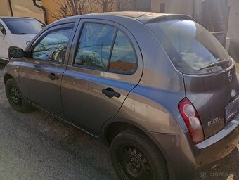 Nissan Micra 1.0 - 9