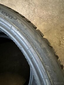 Zimne Pneu Hankook 275/35 R19 285/30 R20 Dvojrozmer - 9