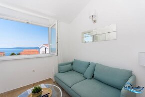 Trogir, Čiovo – zariadený apartmán s výhľadom na more - 9