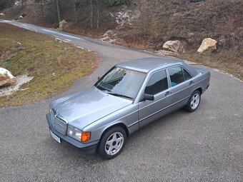 Mercedes W201 190E - 9