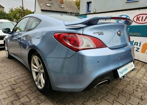 Hyundai Genesis 3.8-LPG-V6-223KW-AUTOMAT - 9