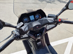 Kymco X-Town 300i ABS - 9