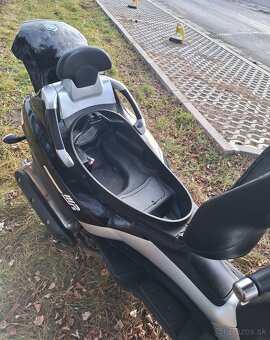 Piaggio MP3 400LT - 9