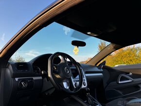 VW Scirocco 2.0 TDI - 9