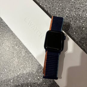 Apple Watch series 6 - 9