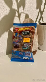 Hotwheels Mystery - 9