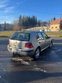 Volkswagen GOLF 4 - 9