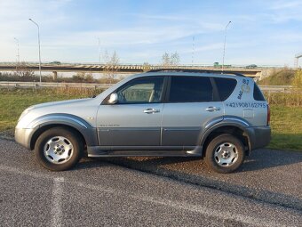 SUV, Ssangyong Rexton - 9