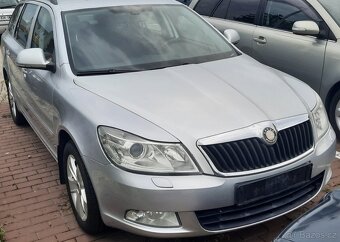 ŠKODA OCTAVIA 1.6 MPi 75kw ELEGANCE - 9