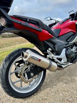 Honda NC 750 X (2016) - 9