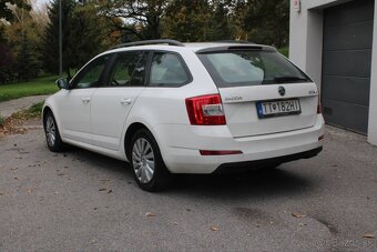 Škoda Octavia Combi 1.6 TDI Ambition - 9