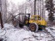 Auto s hydraulickou rukou vyklapač ťažba dreva tatra 815 - 9