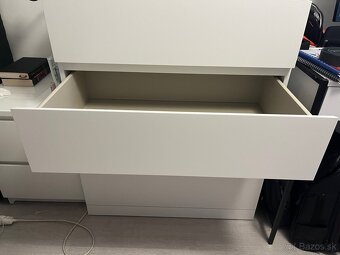 Ikea Malm nočné stolíky a komoda - 9