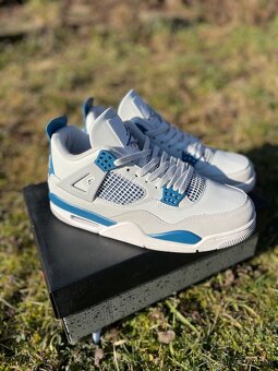 Air Jordan 4 Military Blue EU44 - 9