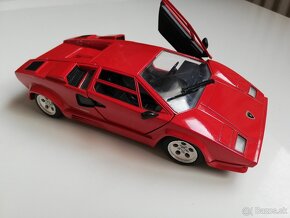 1:18  Lamborghini Countach - 9