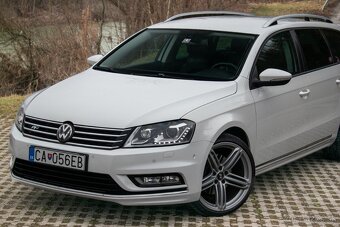 Volkswagen Passat Variant 2.0 TDI Highline 4MOTION R-Line - 9