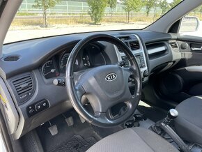 KIA SPORTAGE 4x4 - NA PREDAJ / NA SPLATKY - 9