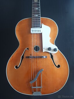 Archtop akusticka gitara "Cremona" 1948 - 9