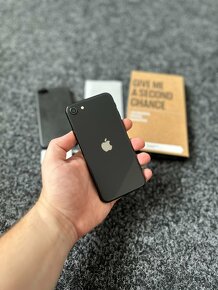 iPhone SE 2020 64GB Black KOMPLET (89% Batéria) - 9