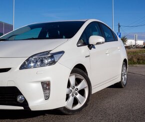 Toyota Prius 1.8 I VVT-i Hybrid SD - 9